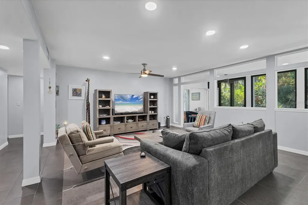 3332 Thornwood Road Sarasota FL 34231