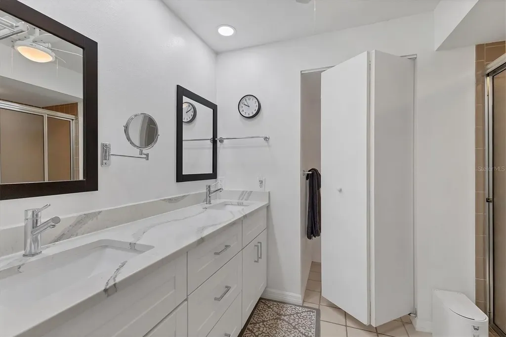 3332 Thornwood Road Sarasota FL 34231