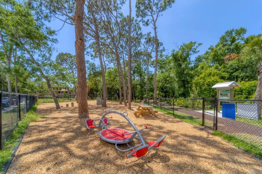 3332 Thornwood Road Sarasota FL 34231