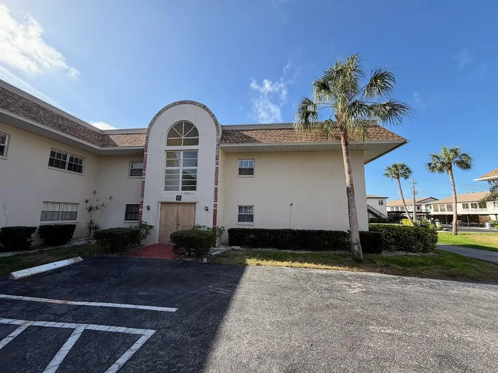 2727 75th Street W Bradenton FL 34209