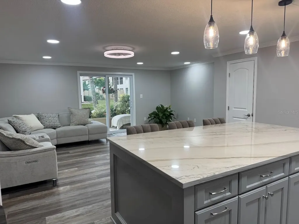 2727 75th Street W Bradenton FL 34209