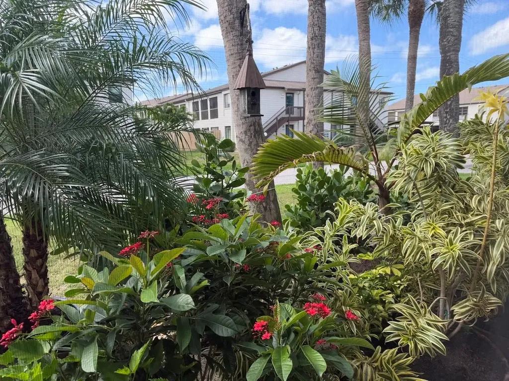 2727 75th Street W Bradenton FL 34209
