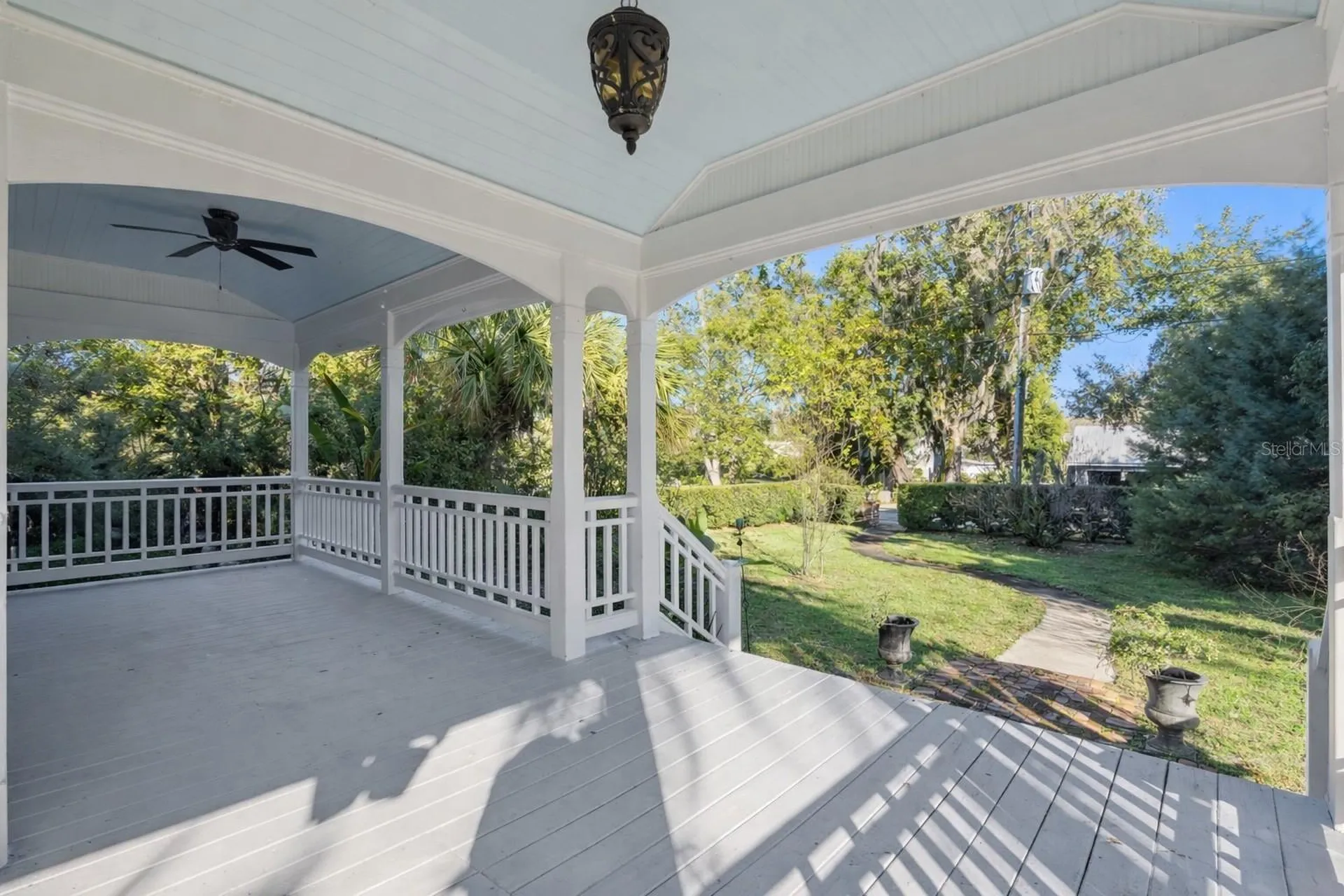 316 N Lakeview Drive Lake Helen FL 32744