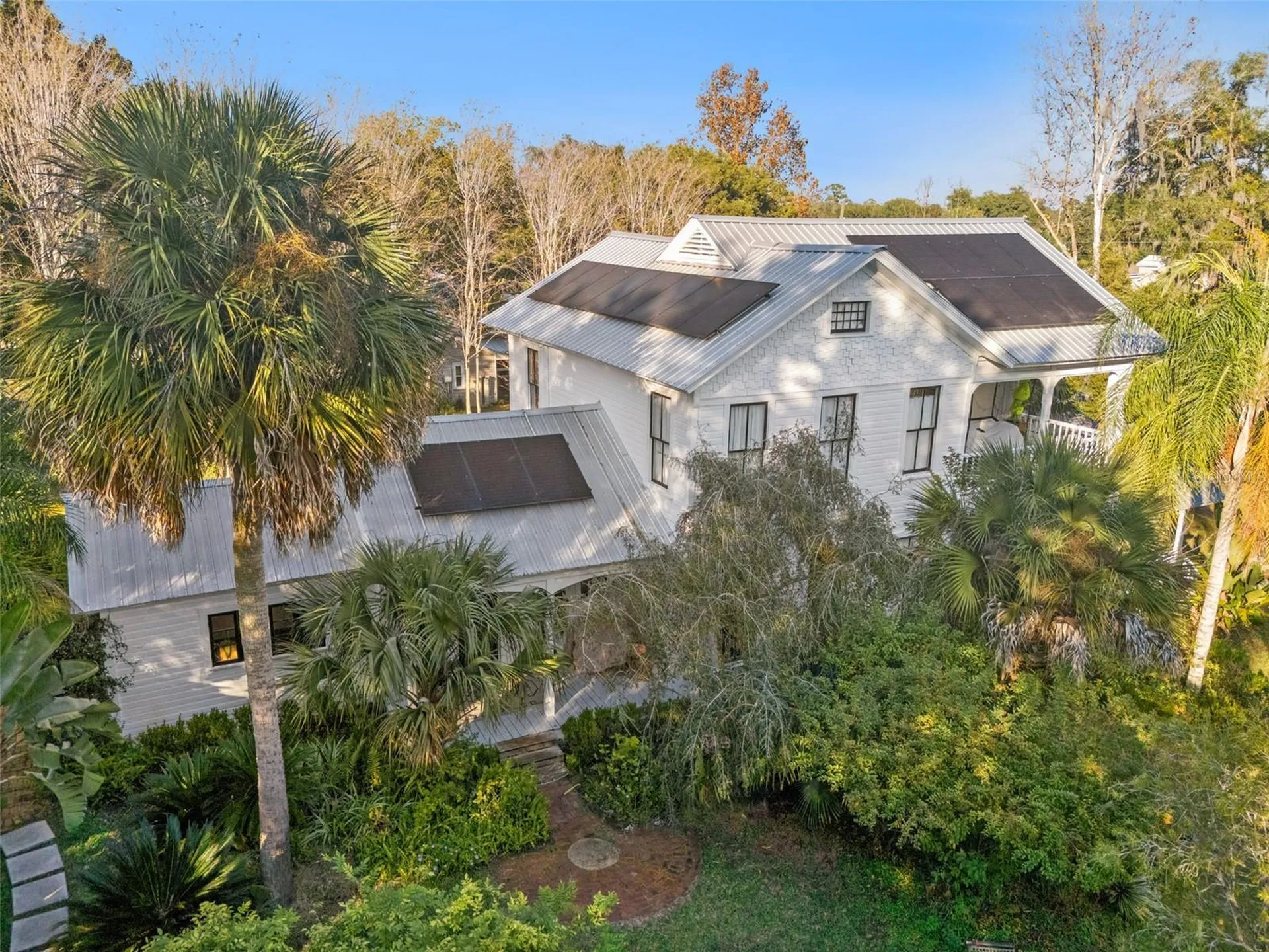316 N Lakeview Drive Lake Helen FL 32744