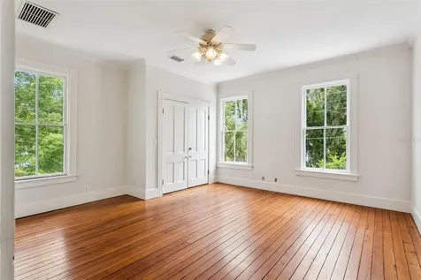 316 N Lakeview Drive Lake Helen FL 32744