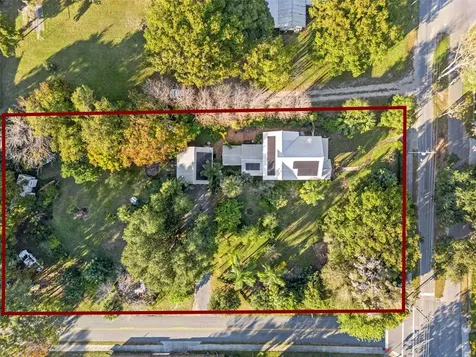 316 N Lakeview Drive Lake Helen FL 32744
