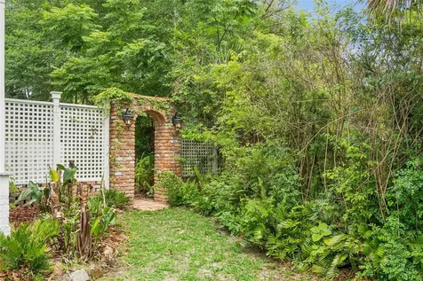 316 N Lakeview Drive Lake Helen FL 32744