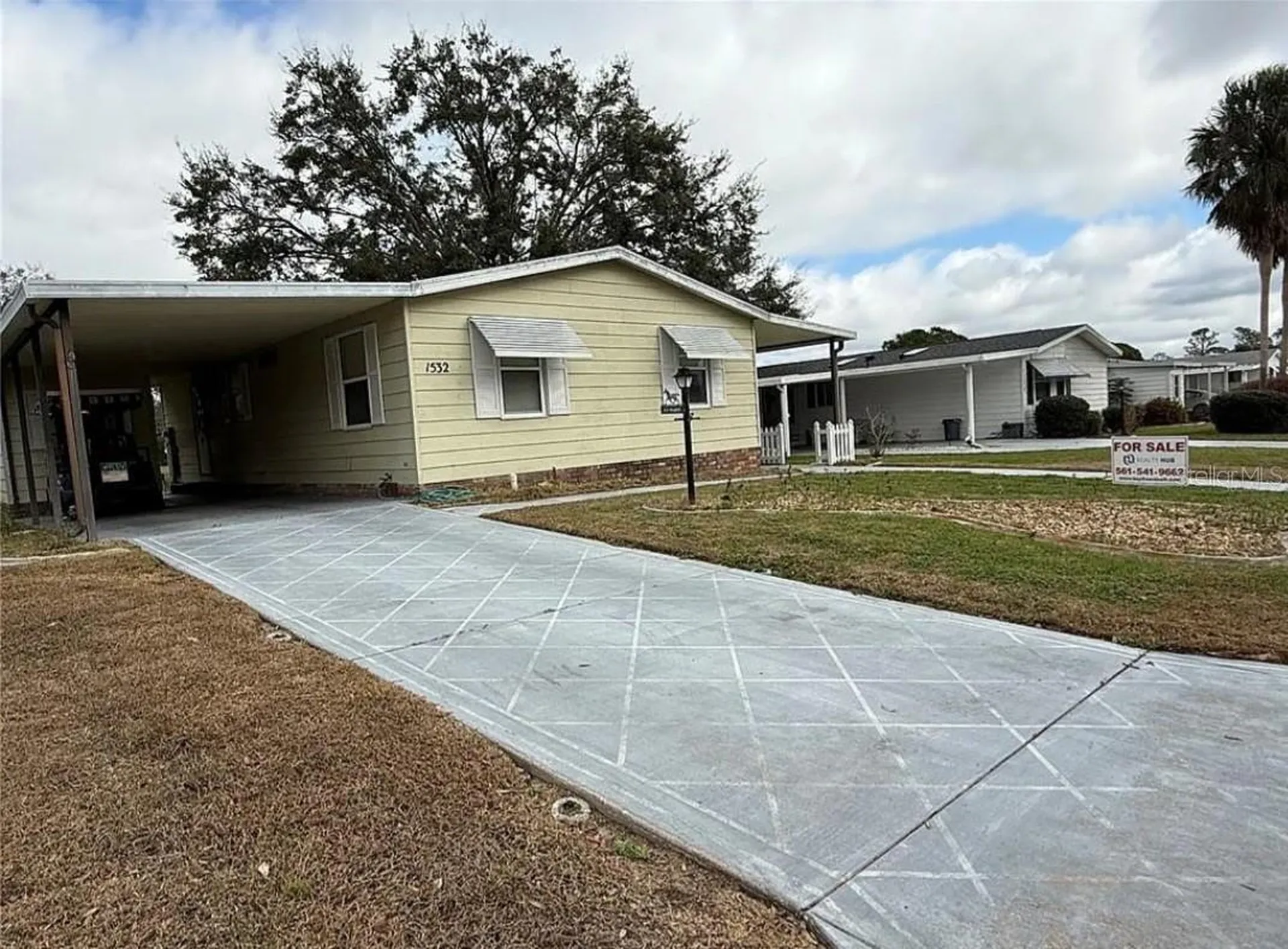 1532 W Schwartz Boulevard Lady Lake FL 32159