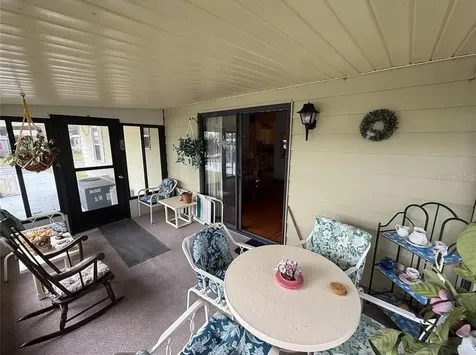 1532 W Schwartz Boulevard Lady Lake FL 32159