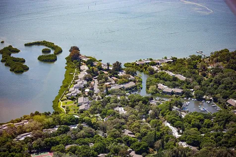 1519 Pelican Point Drive Sarasota FL 34231