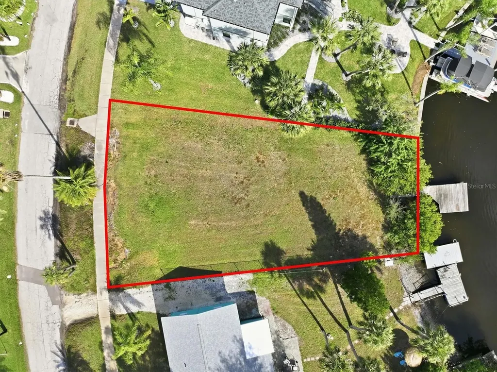 56 Inness Drive Tarpon Springs FL 34689