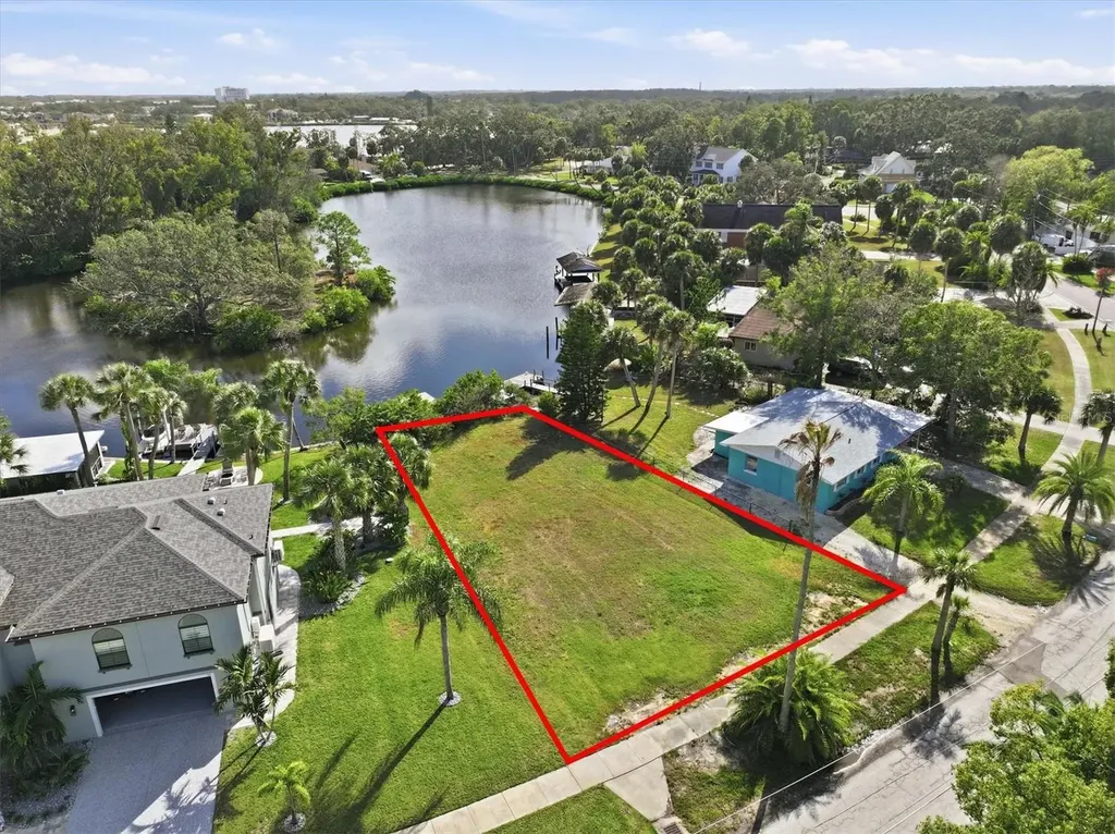 56 Inness Drive Tarpon Springs FL 34689