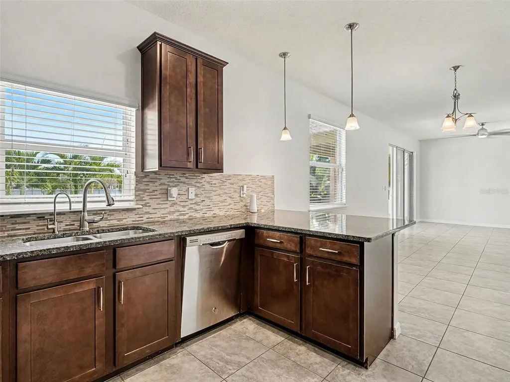 451 Bahama Grande Boulevard Apollo Beach FL 33572