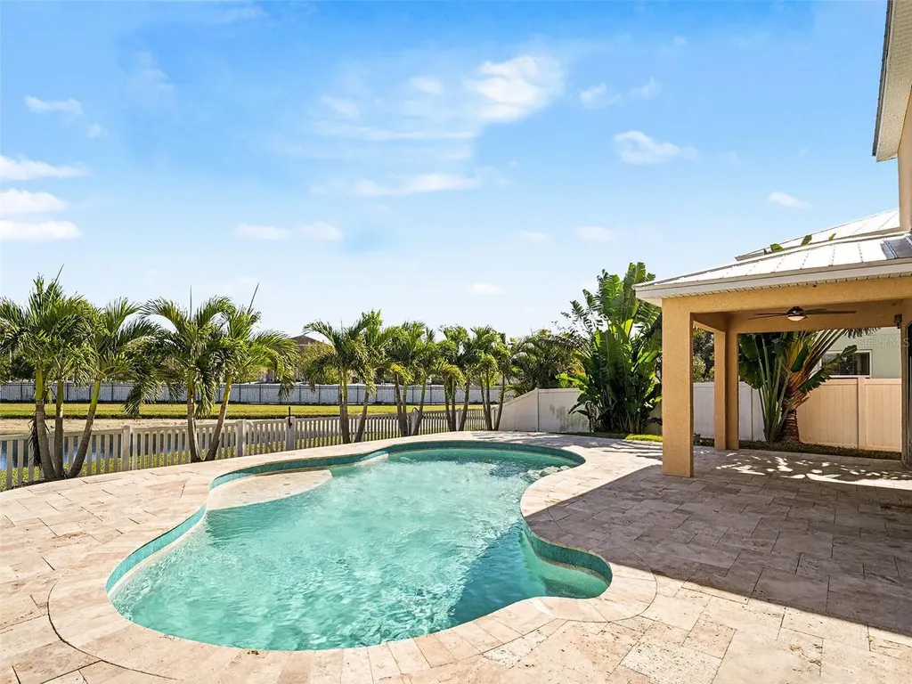 451 Bahama Grande Boulevard Apollo Beach FL 33572