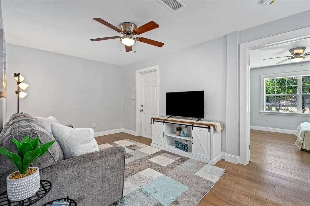 1144 Hillcrest Drive Daytona Beach FL 32114