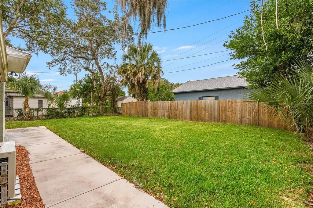 1144 Hillcrest Drive Daytona Beach FL 32114