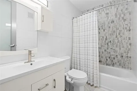 115 Harbour Drive Humacao PR 00791
