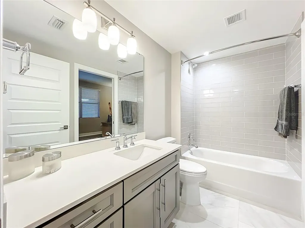 16300 County Road 455 Montverde FL 34756