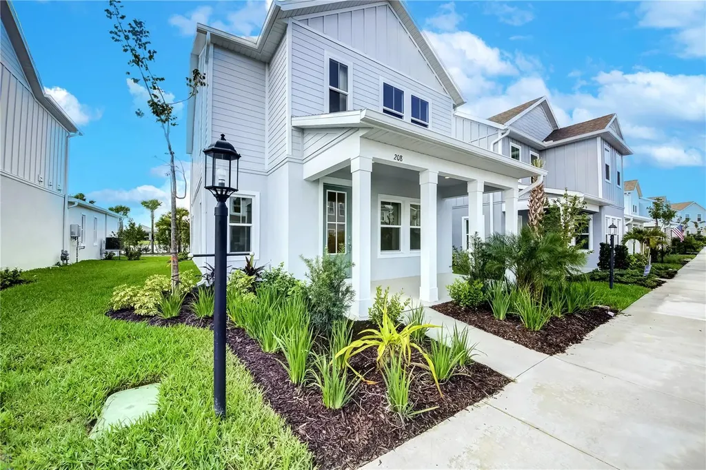 208 Eagleston Lane Lakewood Ranch FL 34240