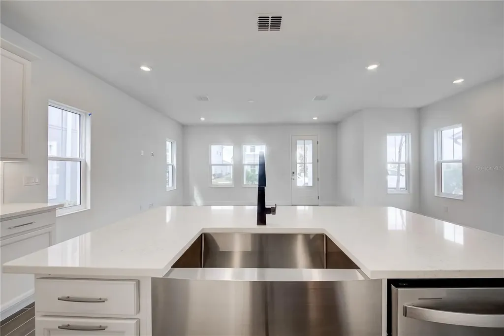 208 Eagleston Lane Lakewood Ranch FL 34240