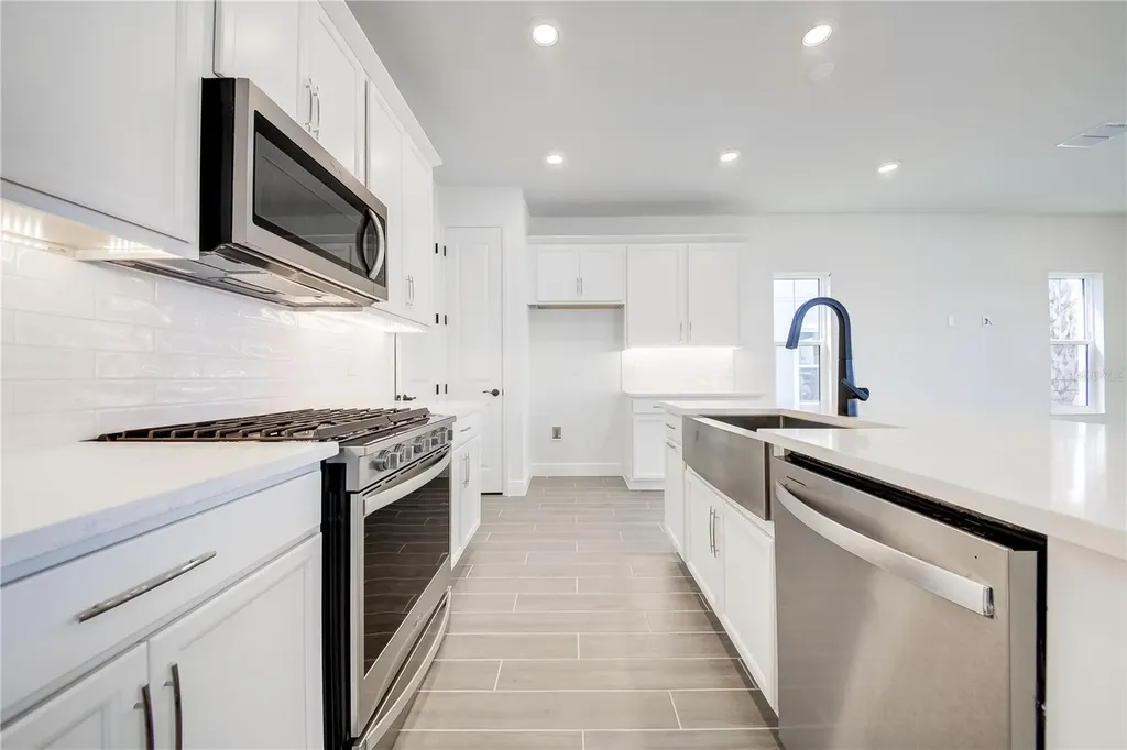 208 Eagleston Lane Lakewood Ranch FL 34240