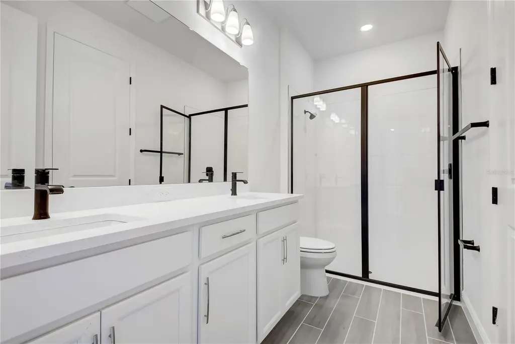 208 Eagleston Lane Lakewood Ranch FL 34240