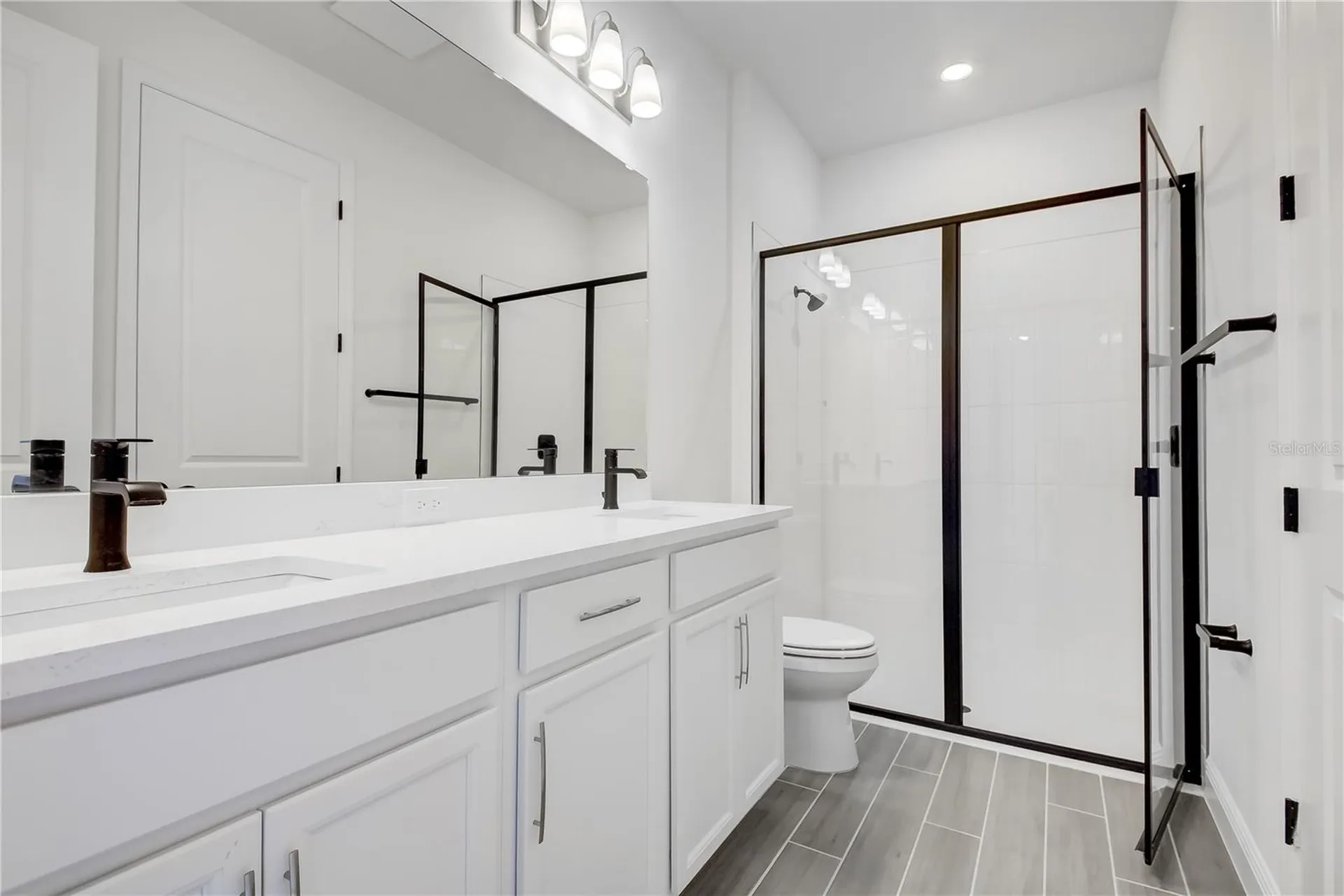 208 Eagleston Lane Lakewood Ranch FL 34240