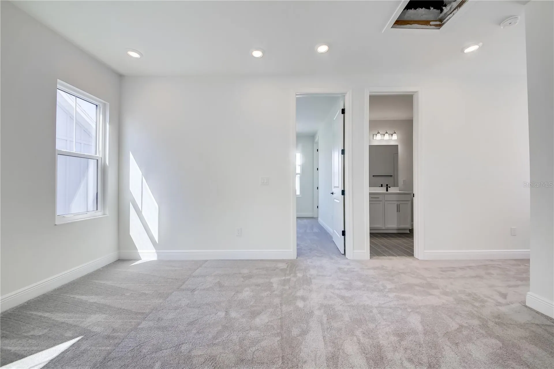 208 Eagleston Lane Lakewood Ranch FL 34240