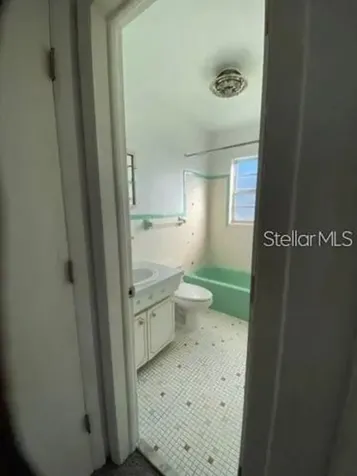 4018 6th Street S St Petersburg FL 33705