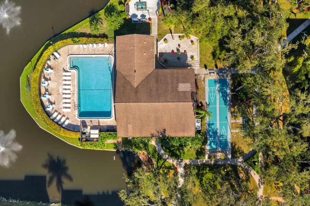 505 30th Avenue W Bradenton FL 34205