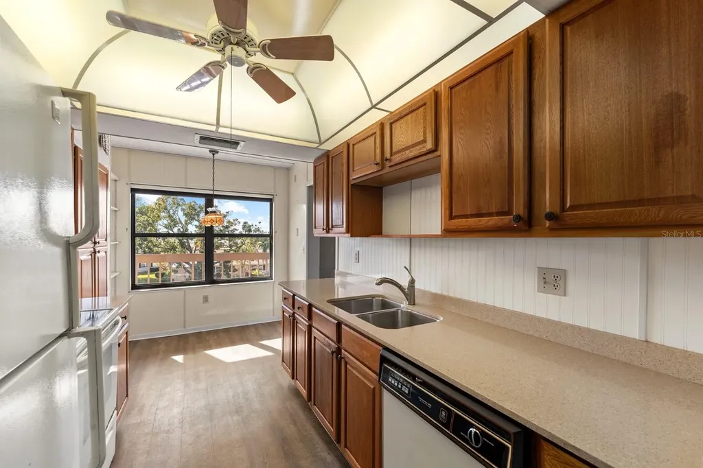 505 30th Avenue W Bradenton FL 34205