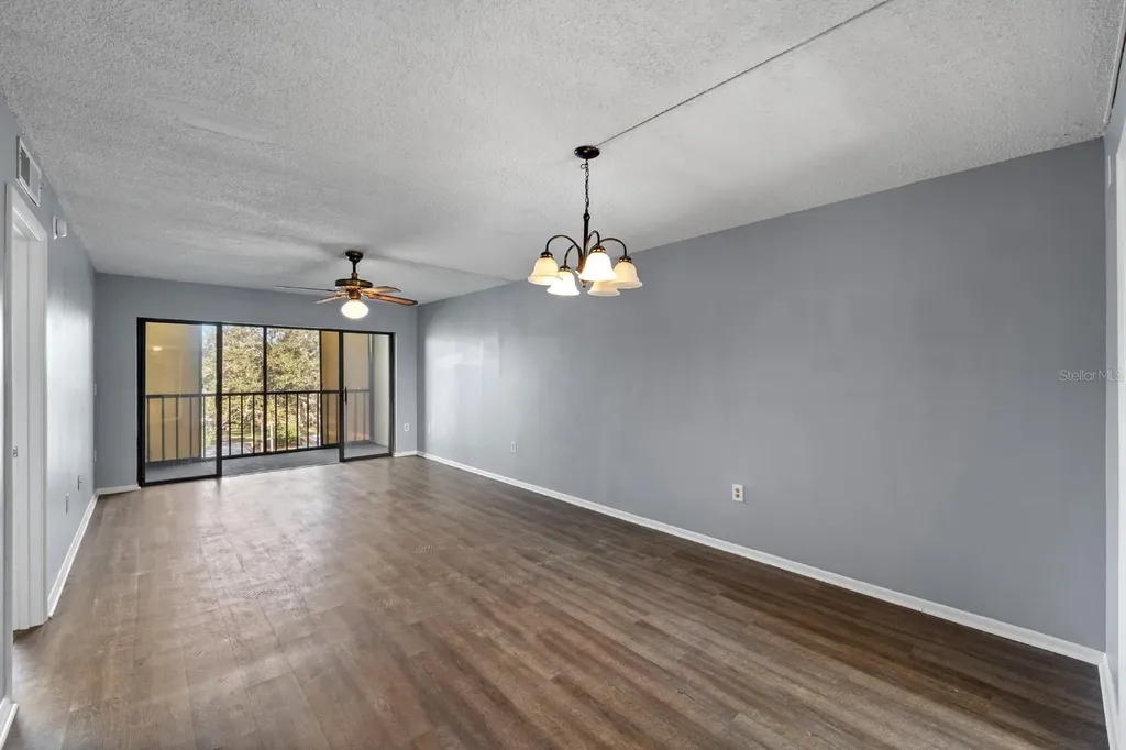 505 30th Avenue W Bradenton FL 34205