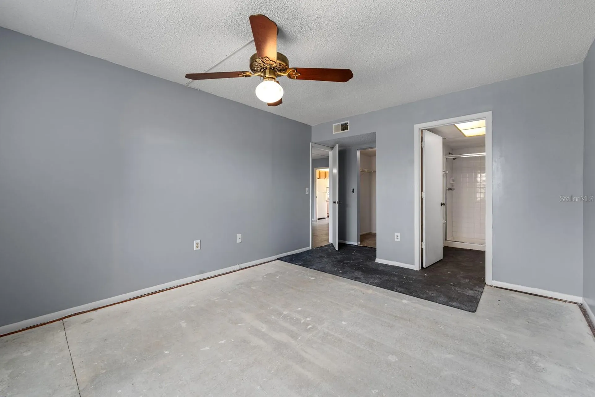 505 30th Avenue W Bradenton FL 34205