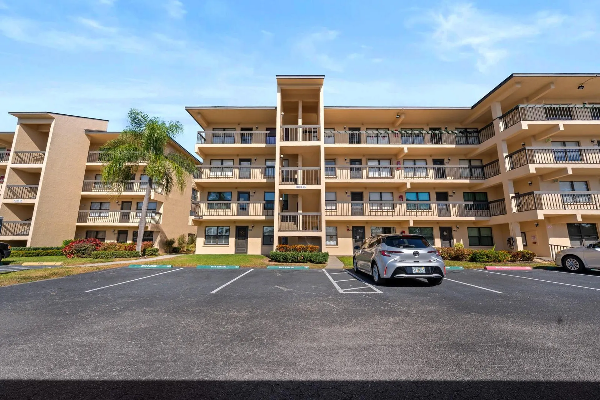 505 30th Avenue W Bradenton FL 34205