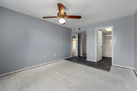 505 30th Avenue W Bradenton FL 34205