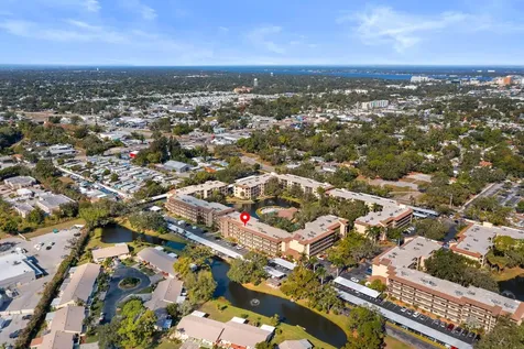 505 30th Avenue W Bradenton FL 34205