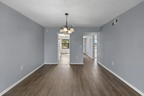 505 30th Avenue W Bradenton FL 34205