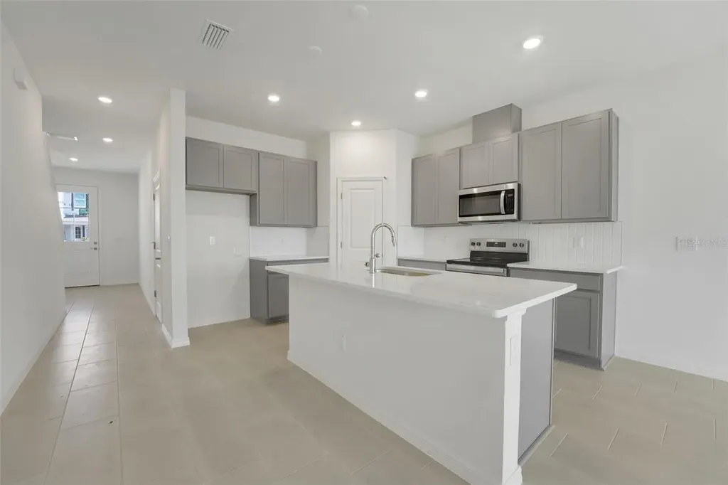 31784 Kestrel Calling Drive San Antonio FL 33576