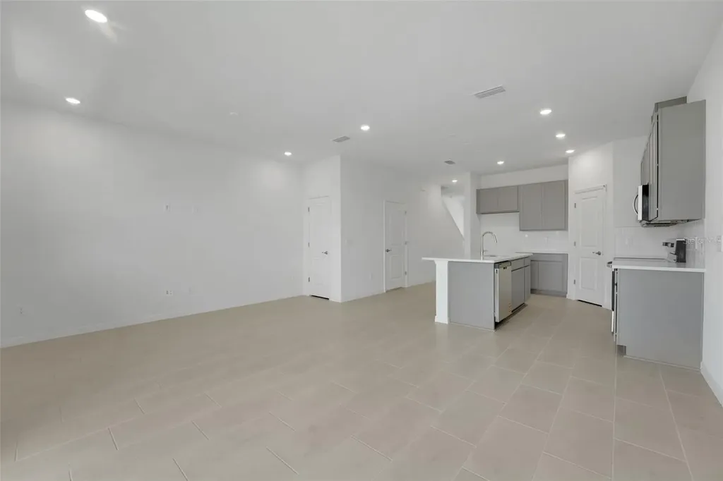 31784 Kestrel Calling Drive San Antonio FL 33576