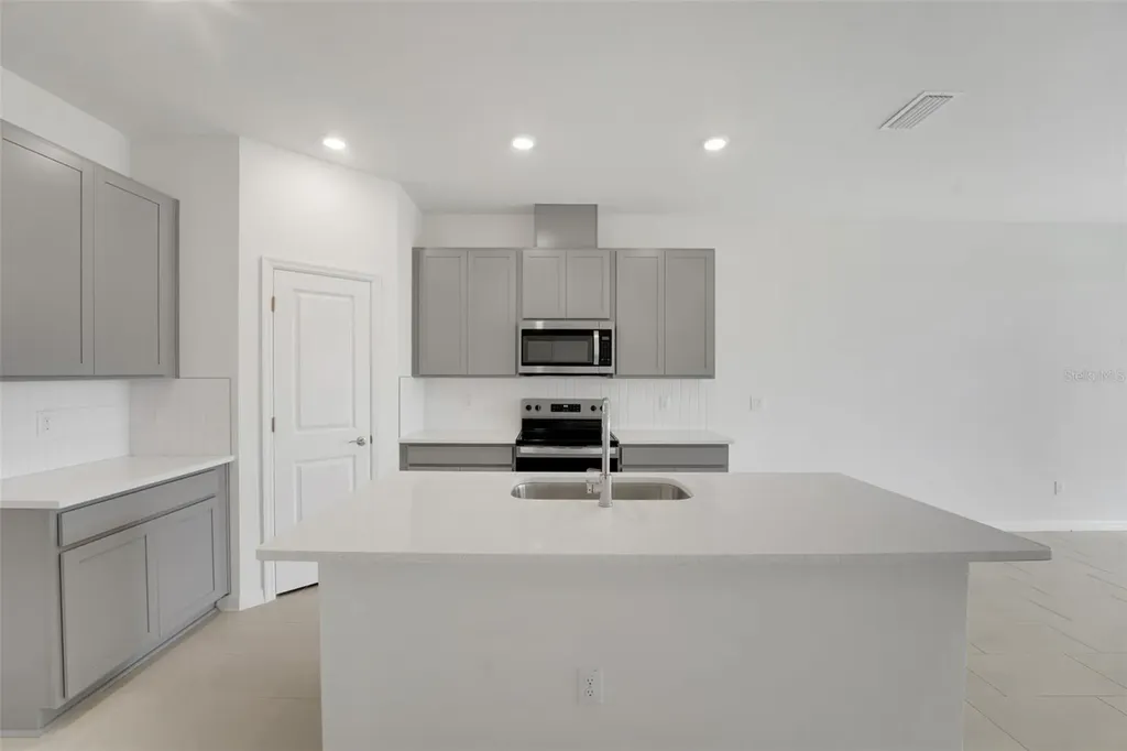 31784 Kestrel Calling Drive San Antonio FL 33576