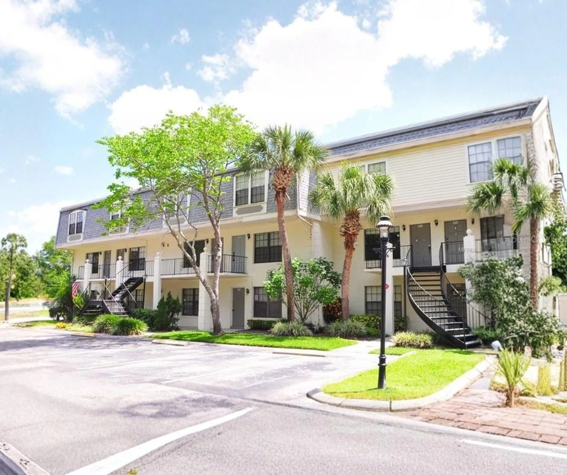 5930 Village Circle Orlando FL 32822
