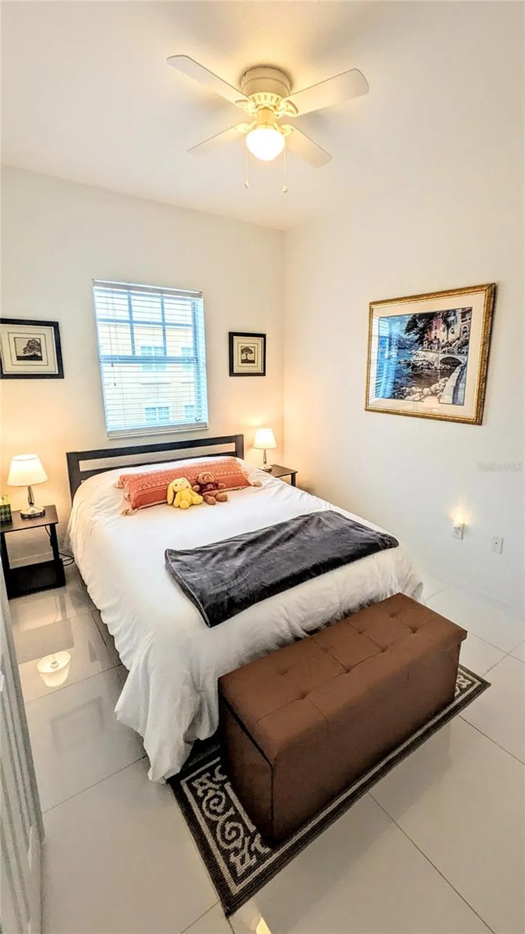 1064 N Tamiami Trail Sarasota FL 34236