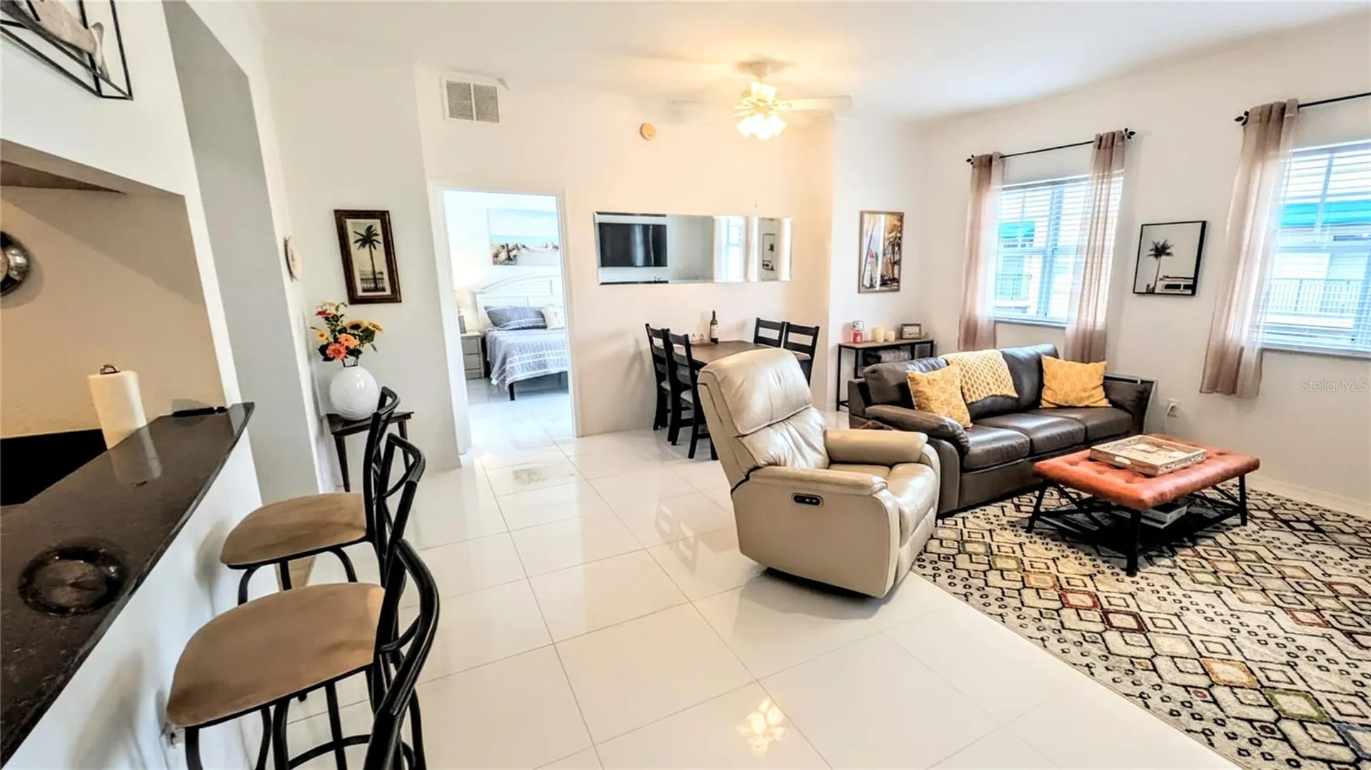 1064 N Tamiami Trail Sarasota FL 34236
