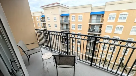 1064 N Tamiami Trail Sarasota FL 34236
