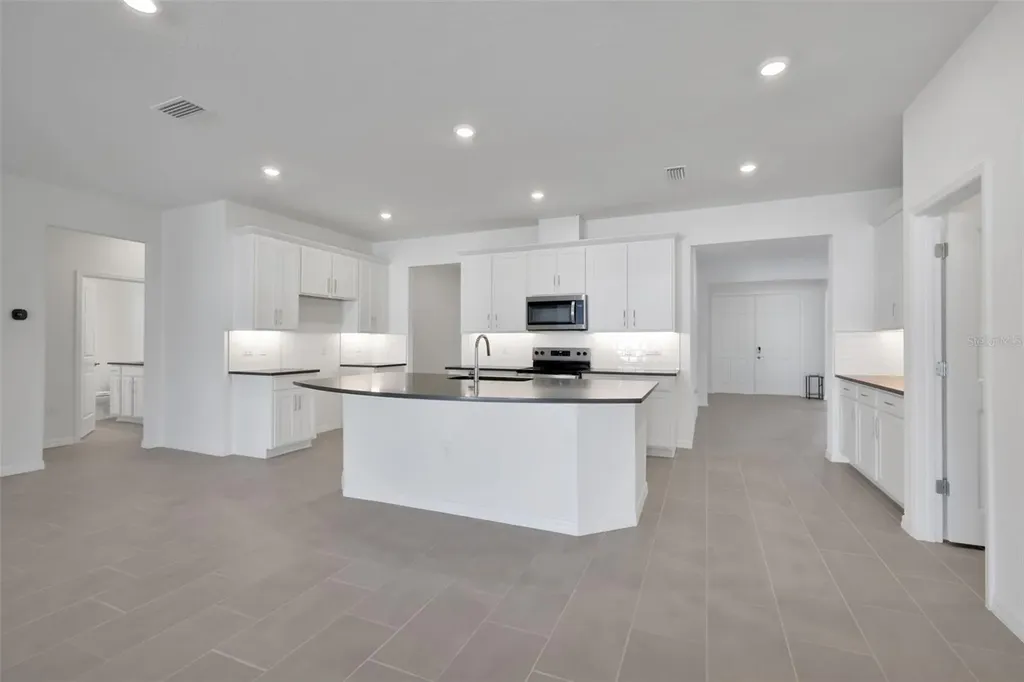 17429 Valleywood Parkway Land O Lakes FL 34638