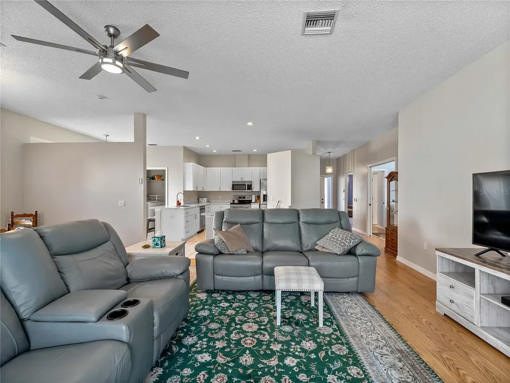 4494 Del Sol Boulevard S Sarasota FL 34243