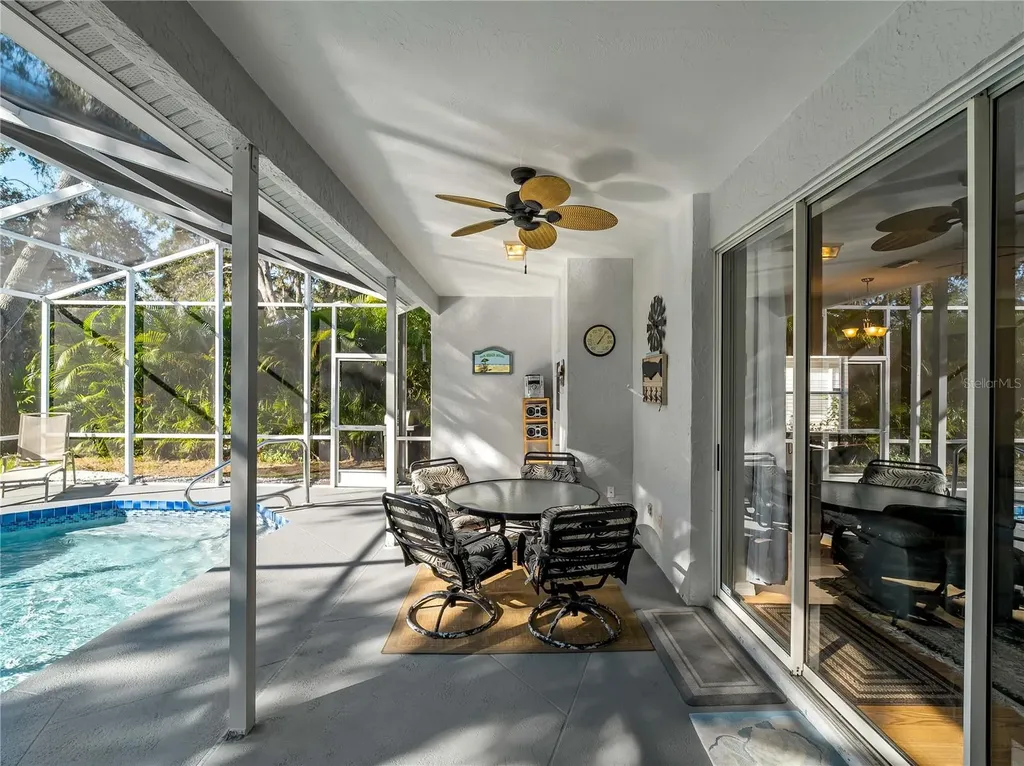 4494 Del Sol Boulevard S Sarasota FL 34243