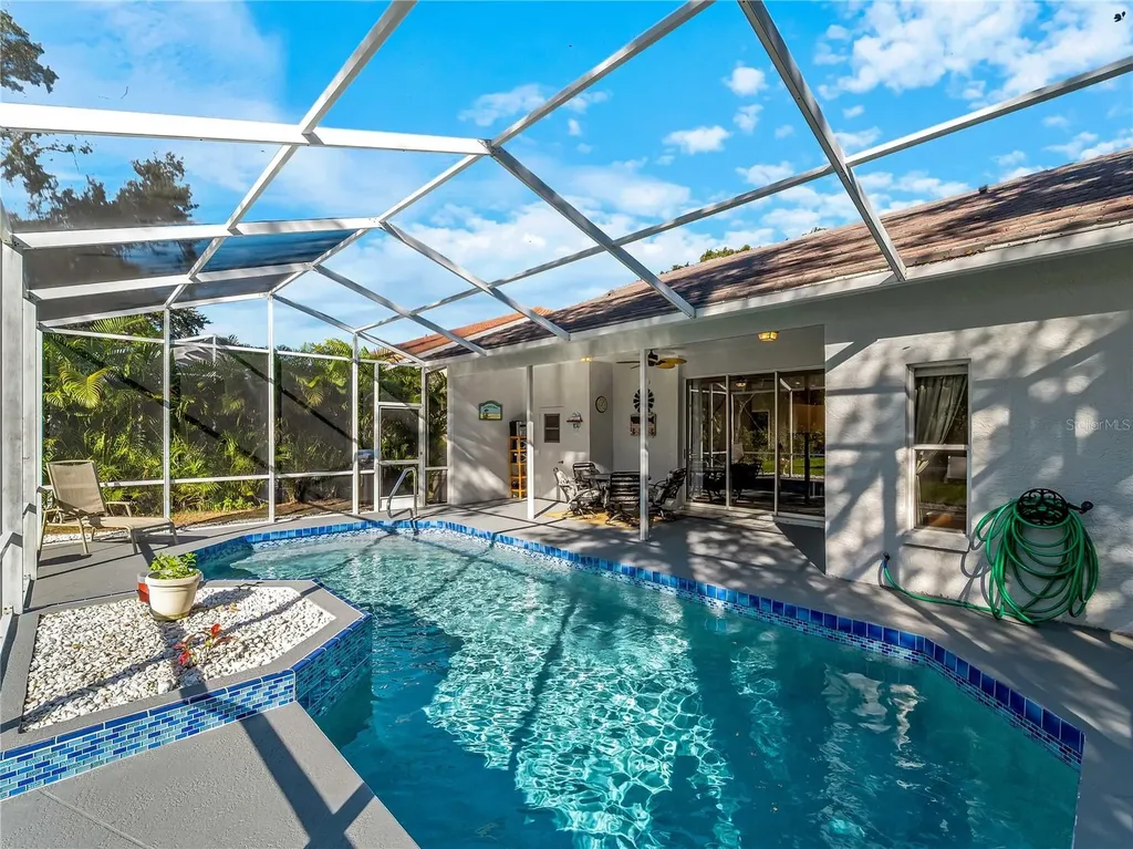 4494 Del Sol Boulevard S Sarasota FL 34243