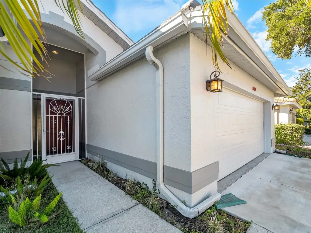 4494 Del Sol Boulevard S Sarasota FL 34243