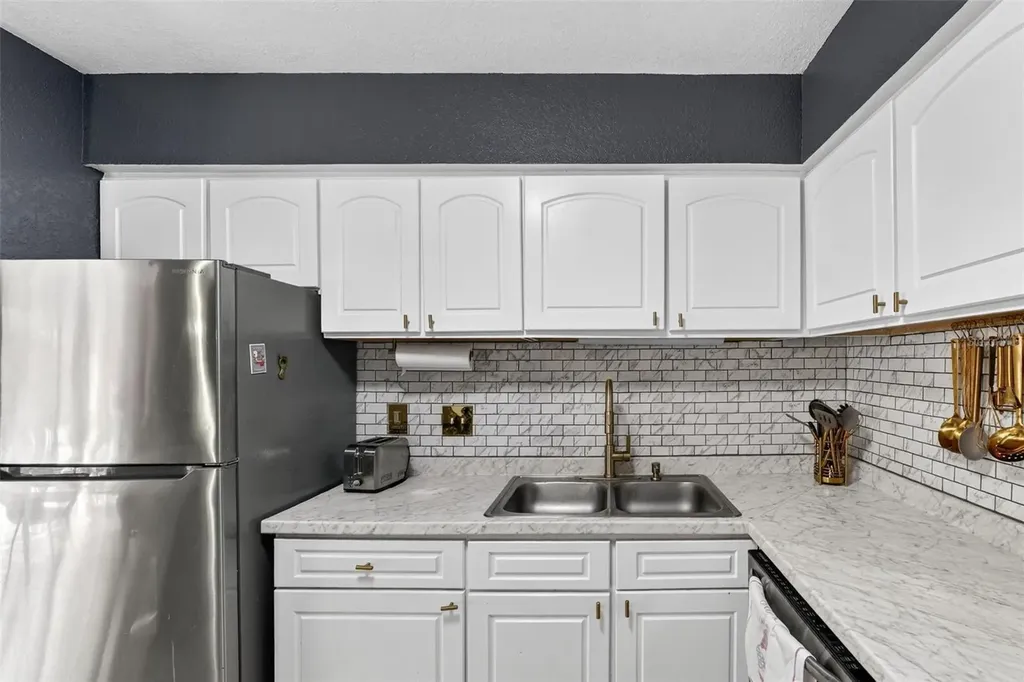 4309 S Semoran Boulevard Orlando FL 32822
